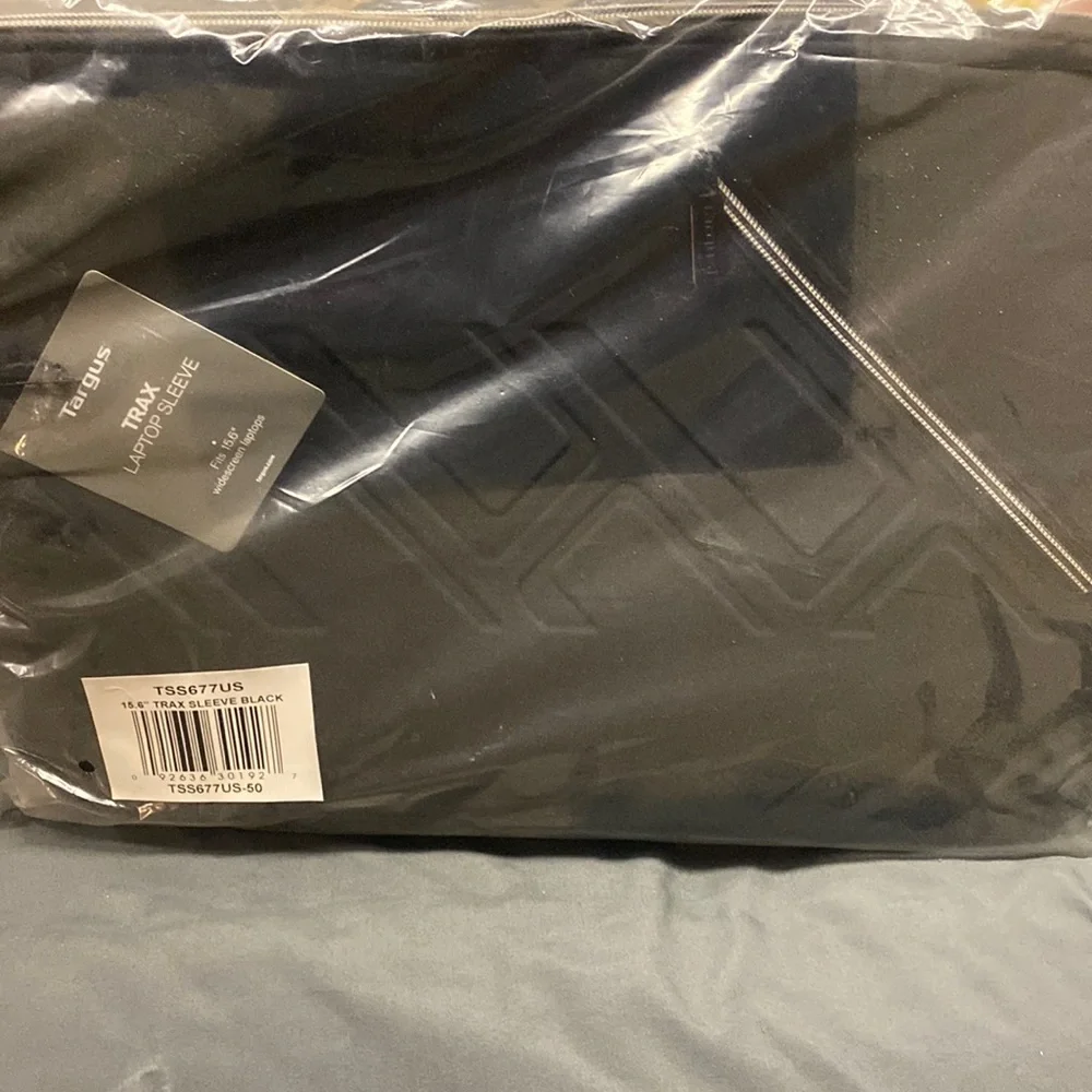 Targus soft laptop sleeve